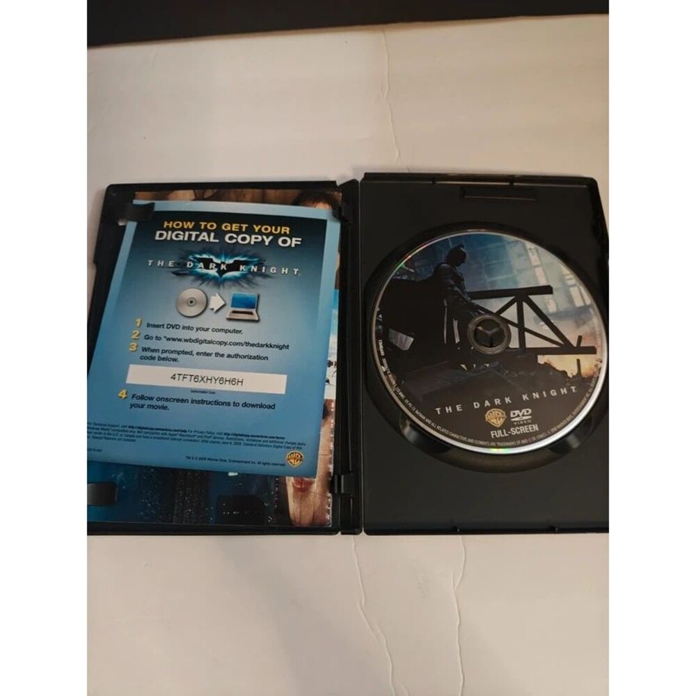 The Dark Knight DVD - Christian Bale & Heath Ledger Batman Thriller